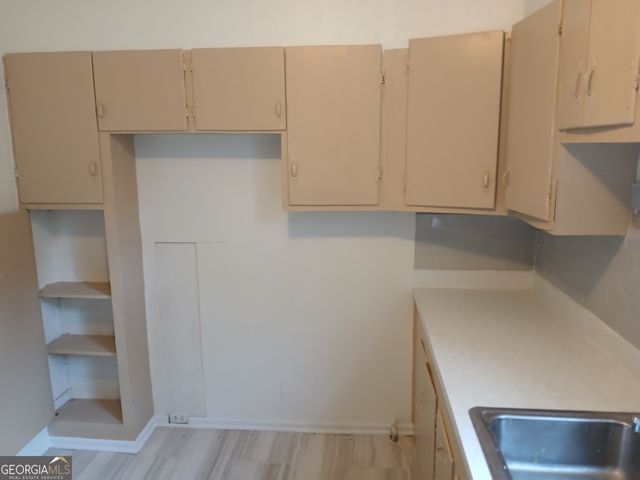 678 Dixie Avenue, Macon, GA 31206