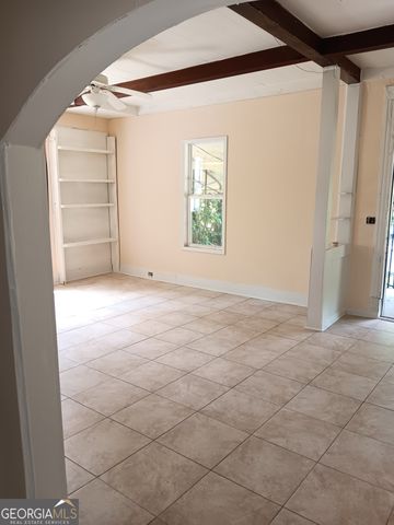 678 Dixie Avenue, Macon, GA 31206