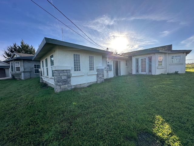 3672 State Highway 20, Marysville, CA 95901