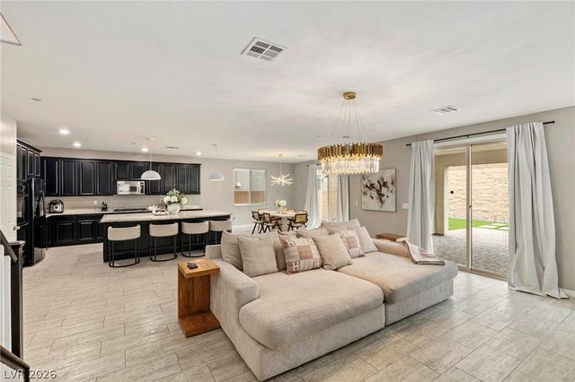 946 Spring Haven Street, Henderson, NV 89052