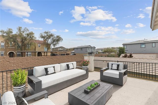 946 Spring Haven Street, Henderson, NV 89052