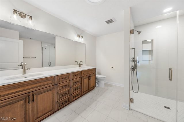 26921 Hilliard Boulevard, Westlake, OH 44145