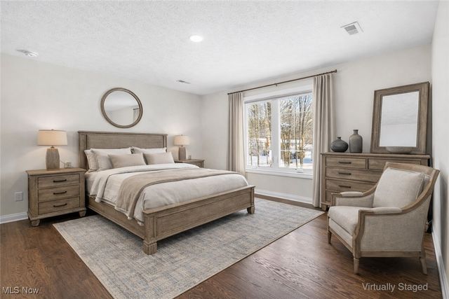 26921 Hilliard Boulevard, Westlake, OH 44145