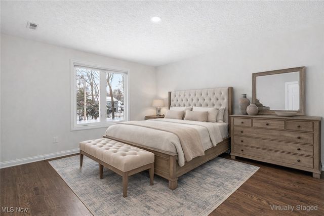 26921 Hilliard Boulevard, Westlake, OH 44145