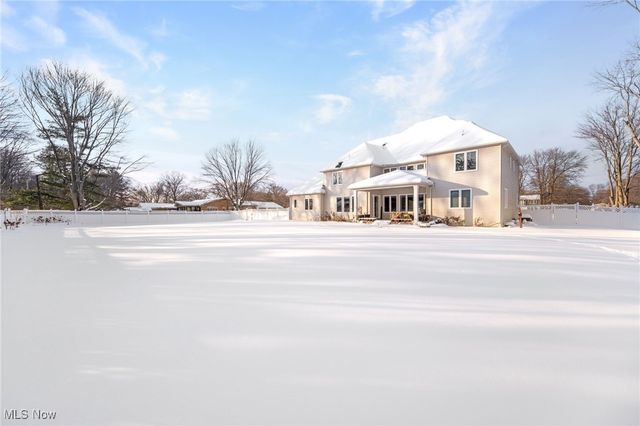 26921 Hilliard Boulevard, Westlake, OH 44145