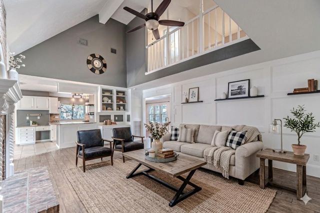 8211 Riverglade Drive, Houston, TX 77095