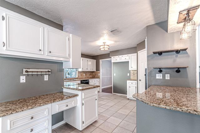 8211 Riverglade Drive, Houston, TX 77095