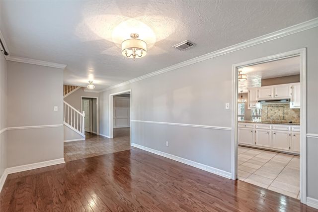 8211 Riverglade Drive, Houston, TX 77095