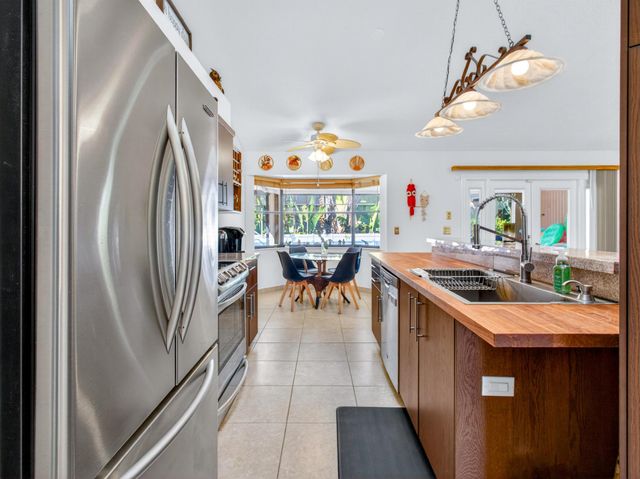 529 SE Fallon Drive, Port St Lucie, FL 34983