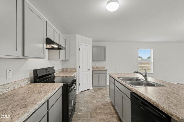 6003 Lowgrass Road, Stedman, NC 28391