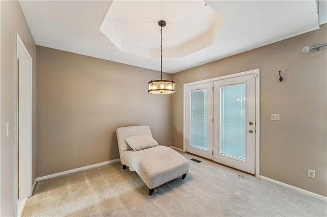 336 SW Raintree Drive, Lee's Summit, MO 64082