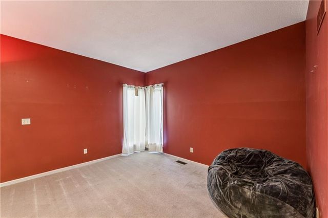 336 SW Raintree Drive, Lee's Summit, MO 64082