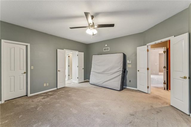 336 SW Raintree Drive, Lee's Summit, MO 64082