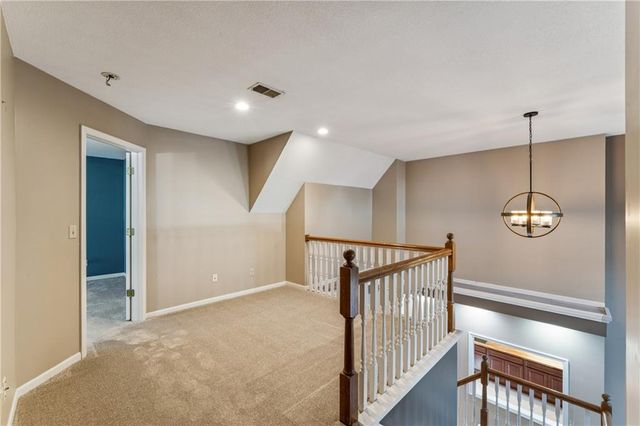 336 SW Raintree Drive, Lee's Summit, MO 64082