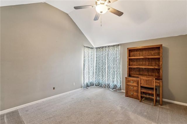 336 SW Raintree Drive, Lee's Summit, MO 64082