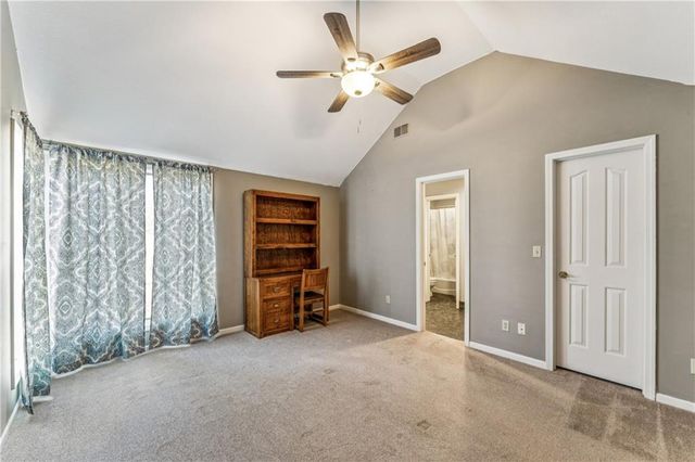 336 SW Raintree Drive, Lee's Summit, MO 64082