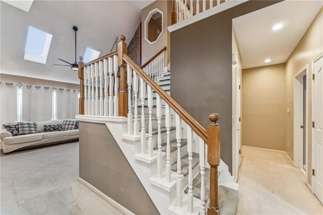 336 SW Raintree Drive, Lee's Summit, MO 64082