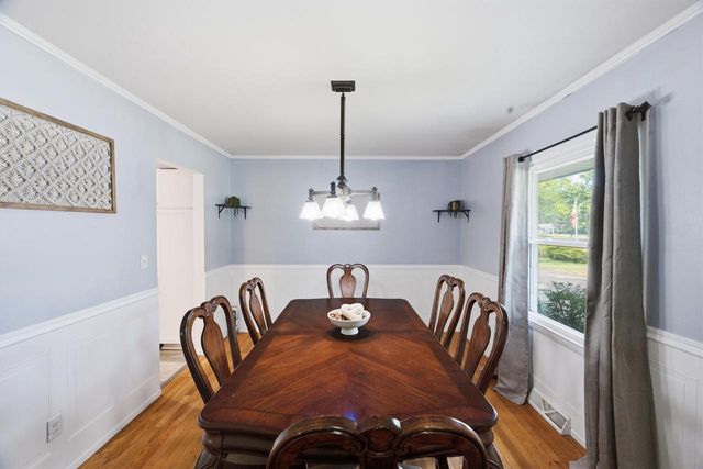 9050 N Silver Brook LANE, Brown Deer, WI 53223