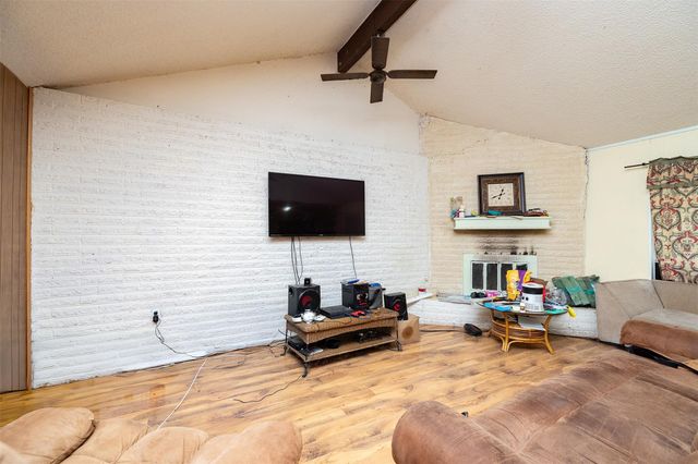 2427 Fairgreen Drive, Missouri City, TX 77489