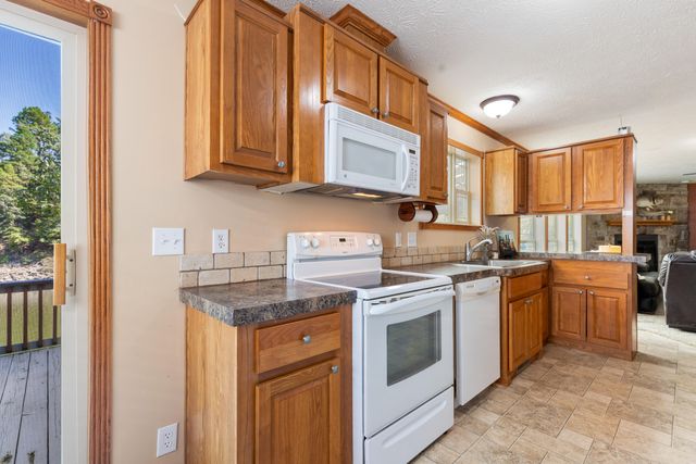 58700 E 336 Road, Jay, OK 74346