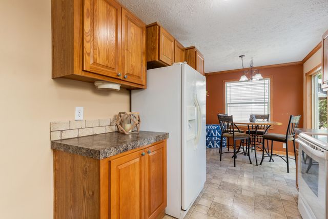 58700 E 336 Road, Jay, OK 74346