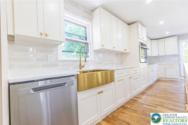 4461 Kohler Drive, Lower Macungie Twp, PA 18103