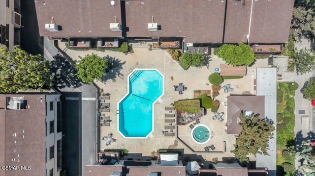13960 Oxnard Street, Valley Glen, CA 91401