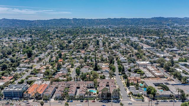 13960 Oxnard Street, Valley Glen, CA 91401