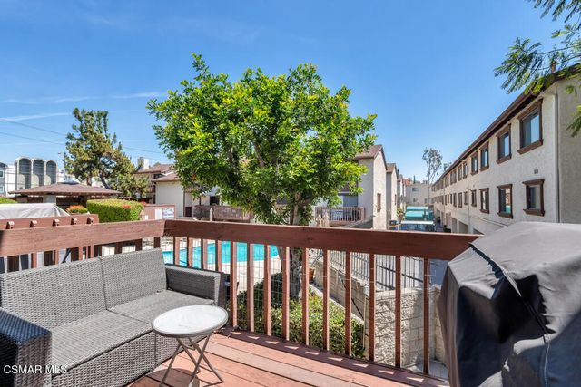 13960 Oxnard Street, Valley Glen, CA 91401