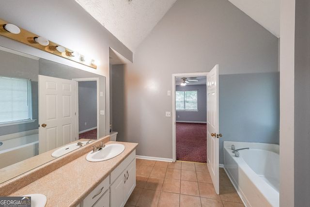 120 Bunnie Trail, Ellenwood, GA 30294