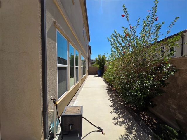 20640 W Chestnut, Porter Ranch, CA 91326