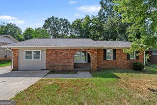 5041 W Mountain Street, Stone Mountain, GA 30083