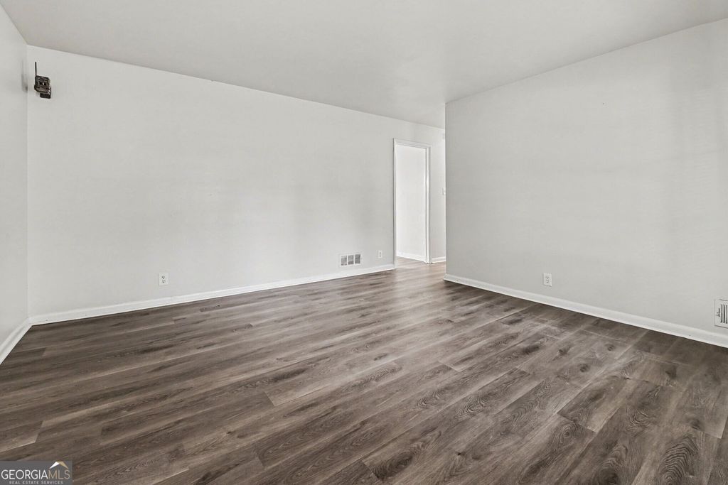 5041 W Mountain Street, Stone Mountain, GA 30083 — photo 4