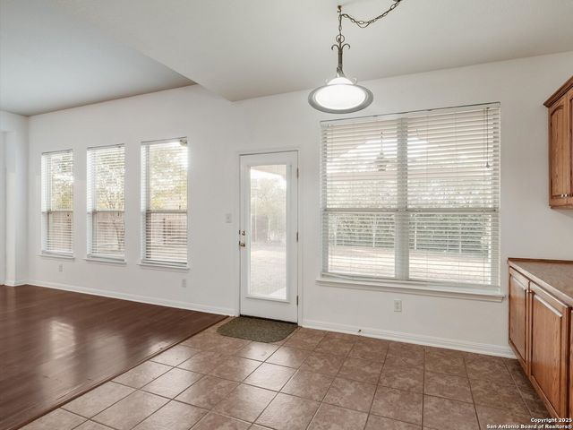 9311 Hazelton Ln, San Antonio, TX 78251