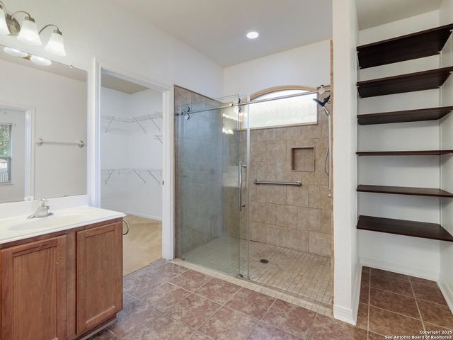 9311 Hazelton Ln, San Antonio, TX 78251