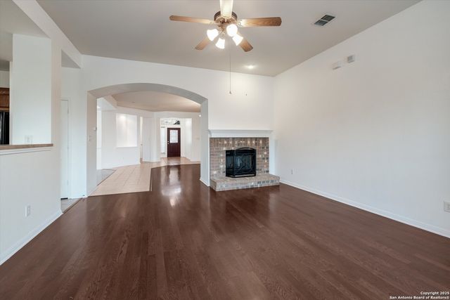 9311 Hazelton Ln, San Antonio, TX 78251