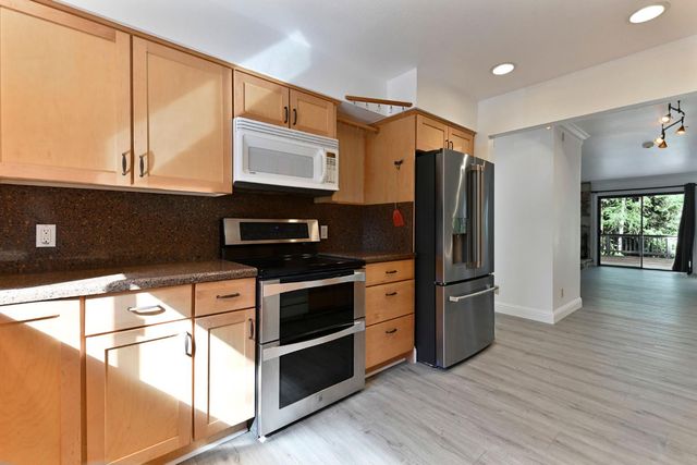 16910 Mckenzie Dr, Pioneer, CA 95666