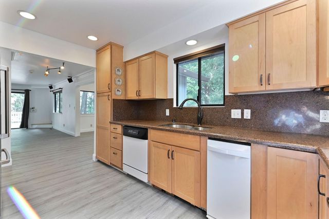 16910 Mckenzie Dr, Pioneer, CA 95666