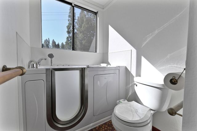 16910 Mckenzie Dr, Pioneer, CA 95666