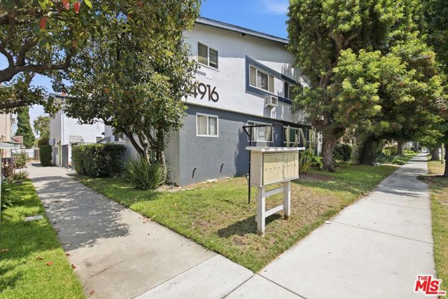 4916 Hazeltine Avenue 2, Sherman Oaks, CA 91423