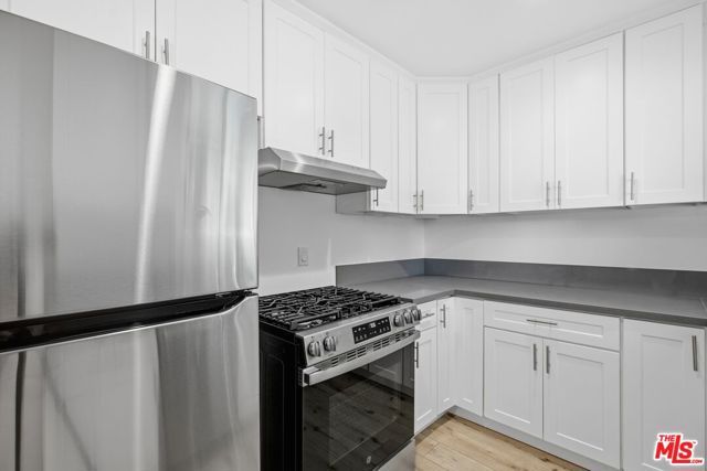 4916 Hazeltine Avenue 2, Sherman Oaks, CA 91423
