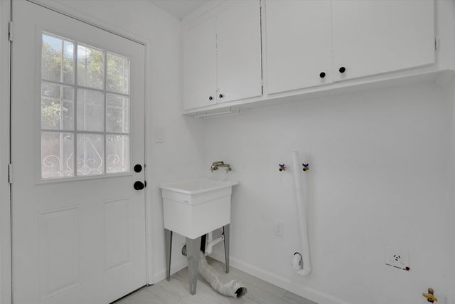 60 Railroad Ave, Rodeo, CA 94572