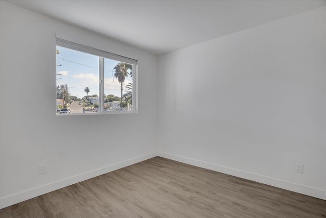 60 Railroad Ave, Rodeo, CA 94572