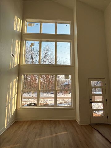 8 Cranfield Drive, Bella Vista, AR 72714