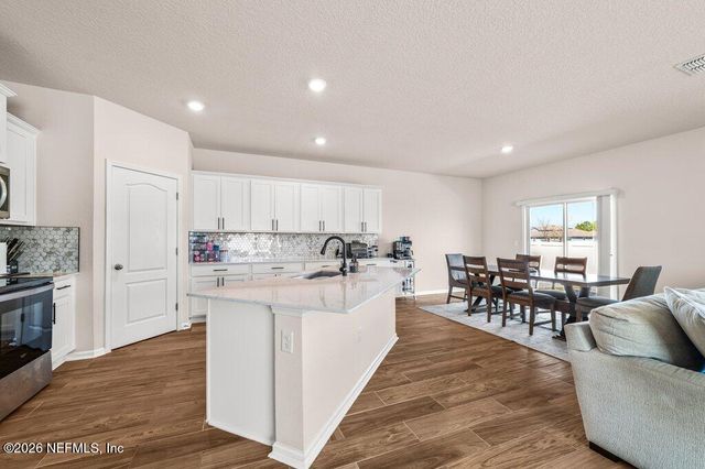 2436 FALLING STAR Lane, Green Cove Springs, FL 32043