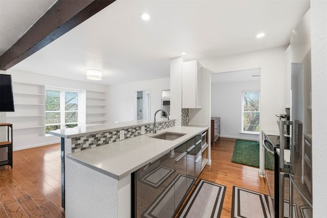 4837 Cedar Springs Road 311, Dallas, TX 75219