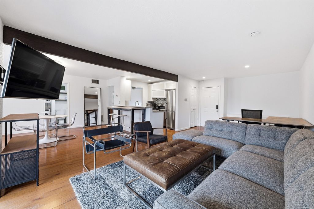 4837 Cedar Springs Road 311, Dallas, TX 75219