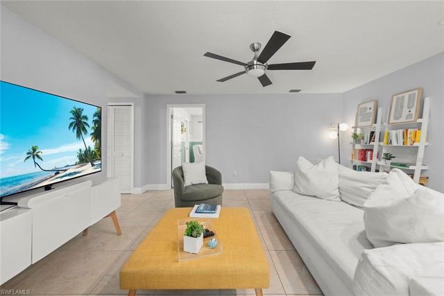 12150 McGregor BLVD, Fort Myers, FL 33919