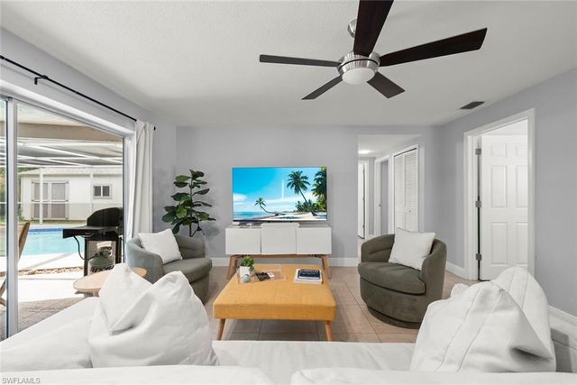 12150 McGregor BLVD, Fort Myers, FL 33919