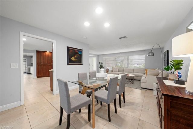 12150 McGregor BLVD, Fort Myers, FL 33919